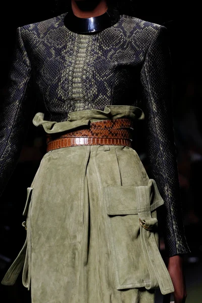 Look 26
